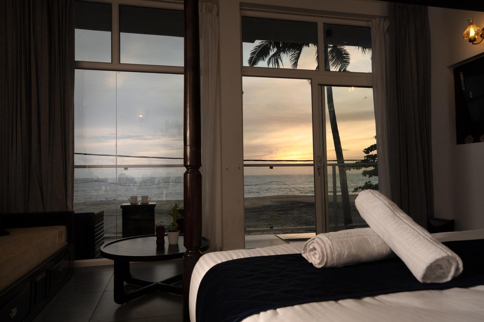 Akoya Beach Villa Alappuzha Экстерьер фото